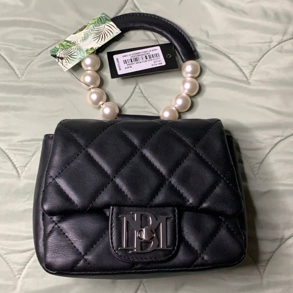 Badgley Mischka Handbags - BADGLEY MISCHKA Vegan leather women’s bag/ clutch